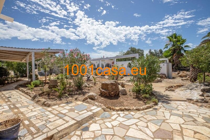Algarve 2 Häuser und mehr auf 1.3ha bei Loule zu verkaufen