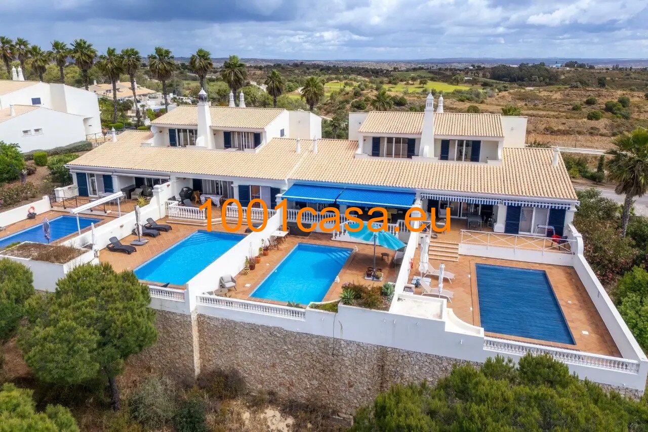 Direkt am Fairway - Luxus Golf Villa