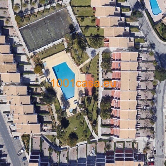 Albufeira hochrentabler Ganzjahresmarkt Reihenhaus in Anlage mit Pool
