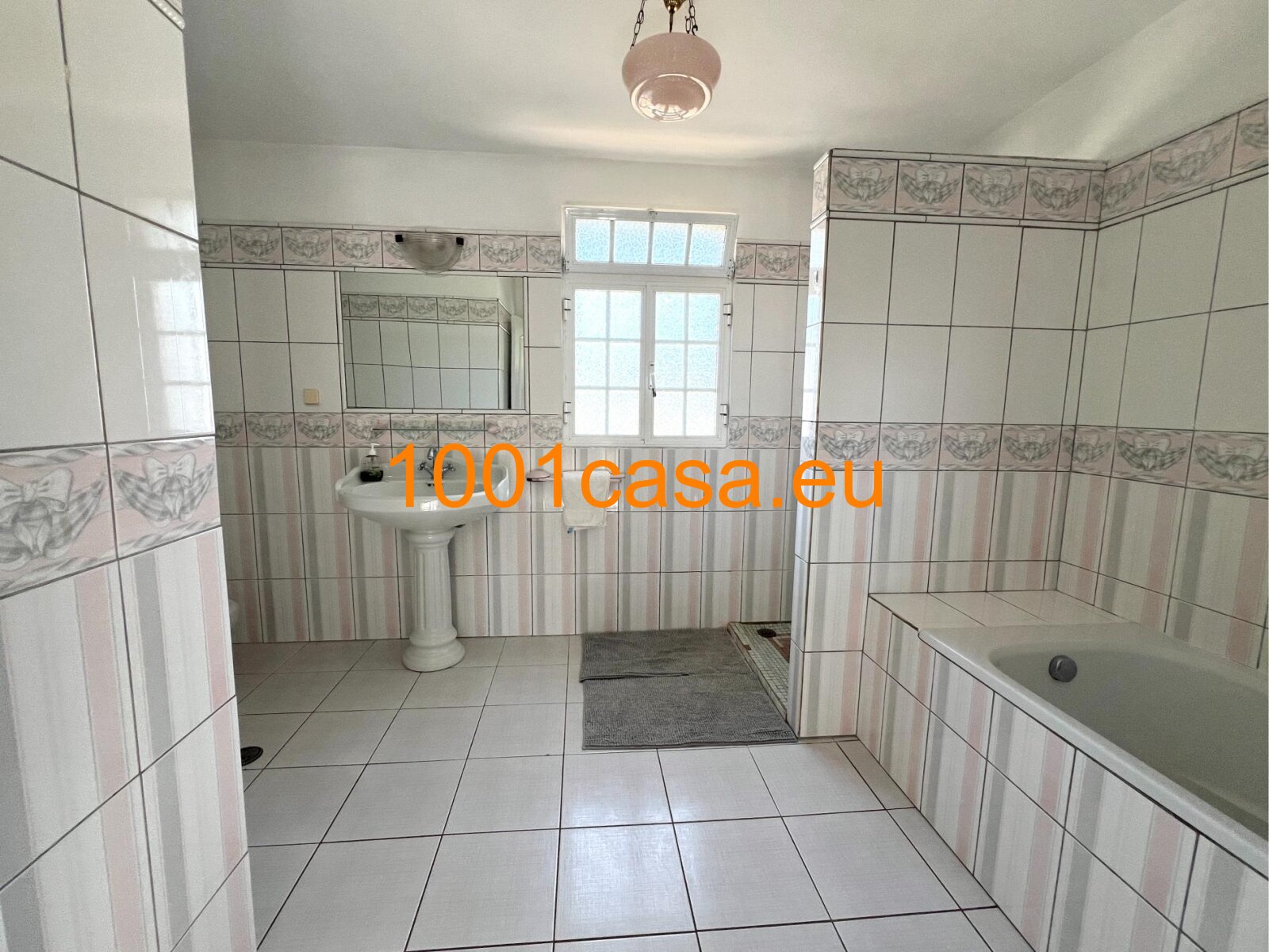 Algarve 2 Häuser und mehr auf 1.3ha bei Loule zu verkaufen