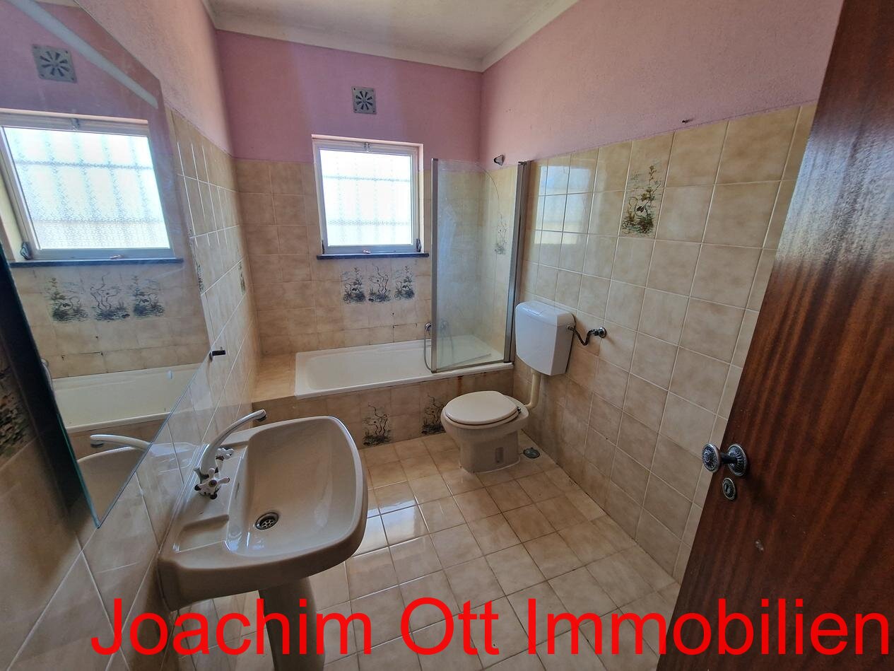 2 Familienhaus in Paderne zu verkaufen