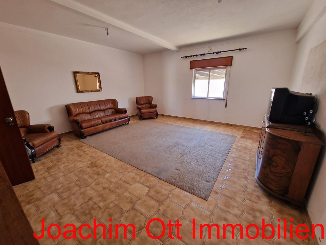 2 Familienhaus in Paderne zu verkaufen
