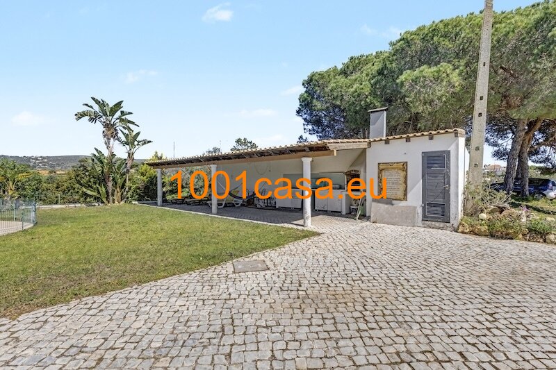 Algarve Exklusive 3-Zimmer-Villa auf ca.1ha in Almancil - Privatsphäre mit Pool & Komfort