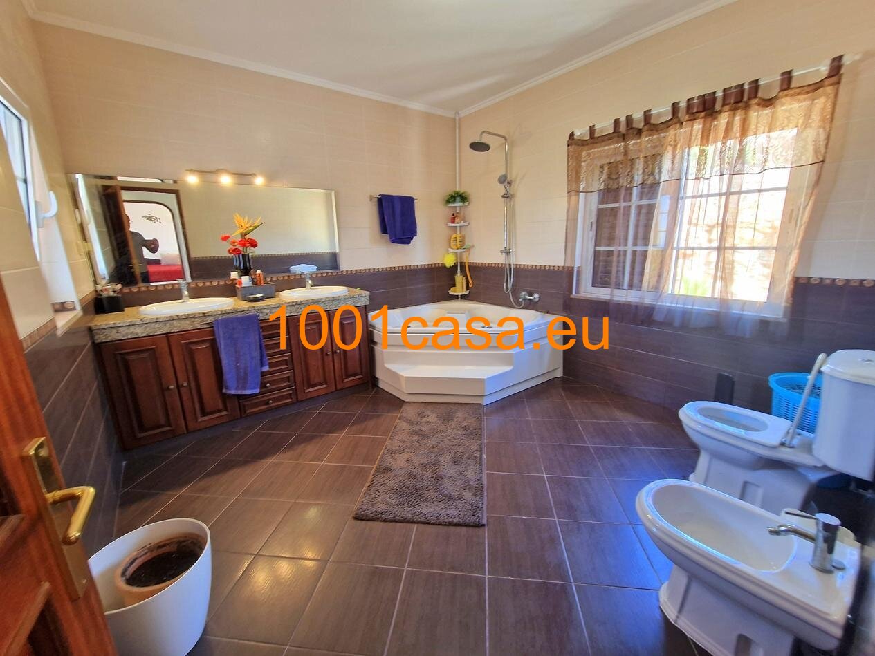 Exklusive Land-Villa bei Salir