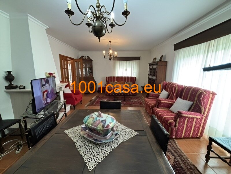 3 SZ Haus auf 1.290 m2 Grund - 6 km zum Strand - Nazare Fanhais 