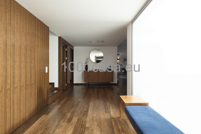 Modernes Design trifft Küstennähe: Luxus-Refugium nahe Praia do Vau mit solarbeheiztem Pool