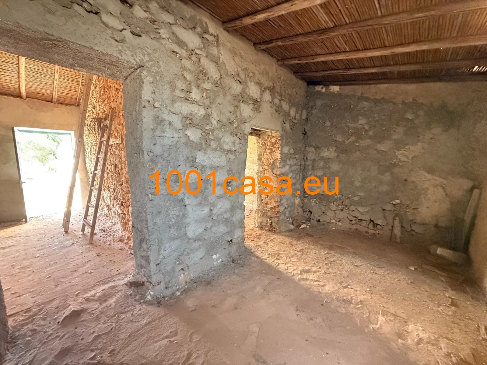Algarve: Sanierungsjuwel mit Meerblick-Potenzial!
