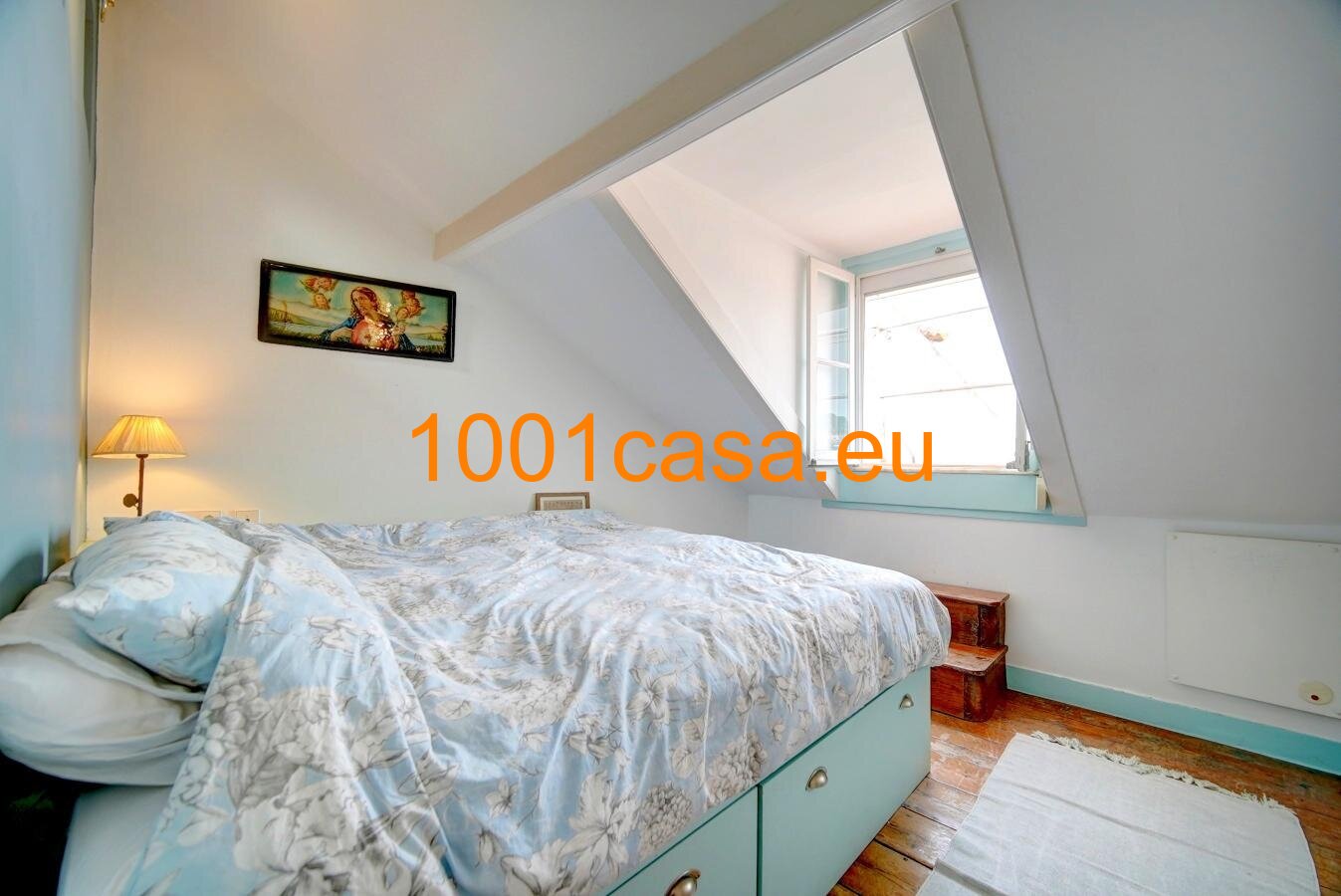 Exklusive DG Wohnung über den Dächern von Lissabon – Design-Juwel im historischen Herzen