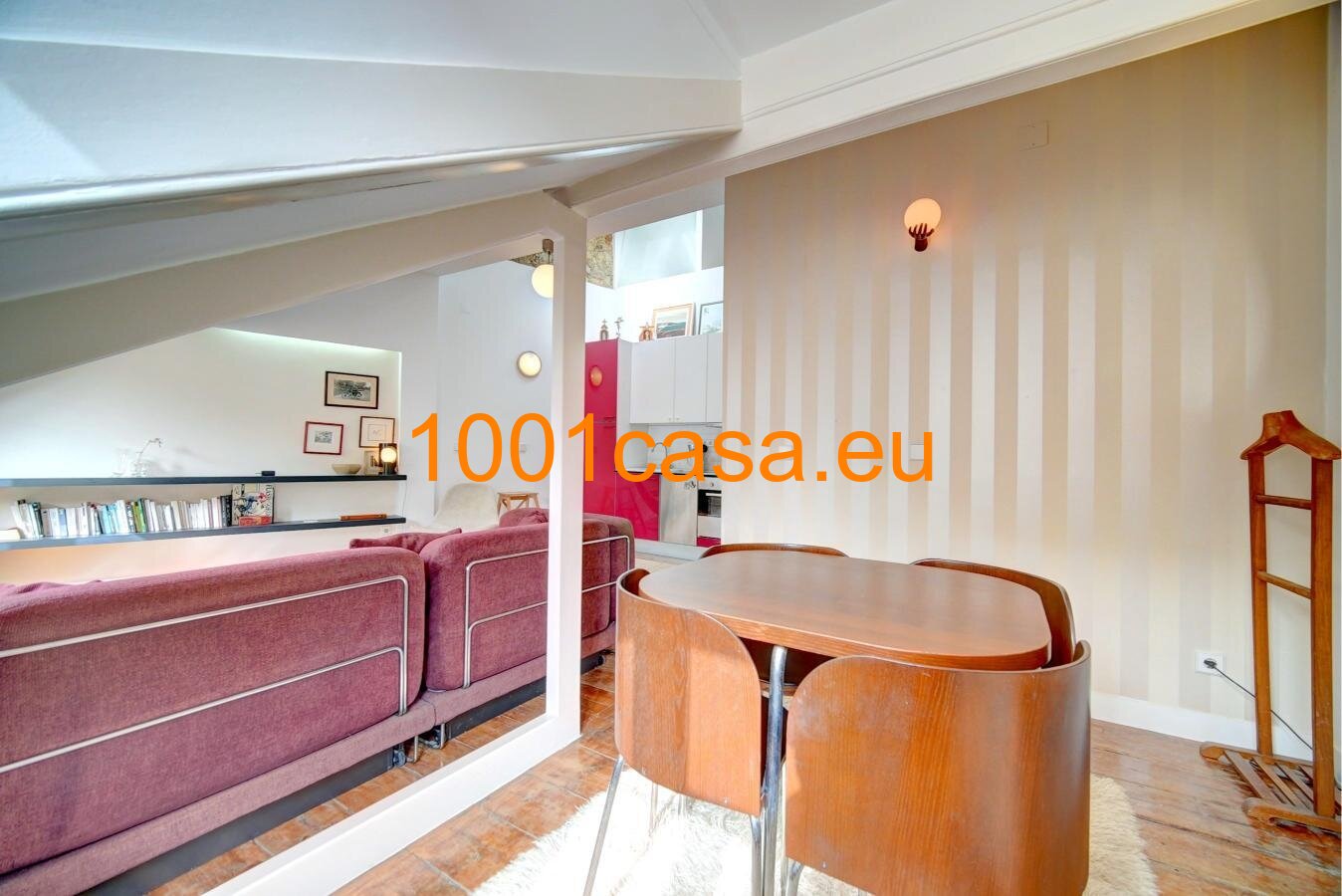 Exklusive DG Wohnung über den Dächern von Lissabon – Design-Juwel im historischen Herzen