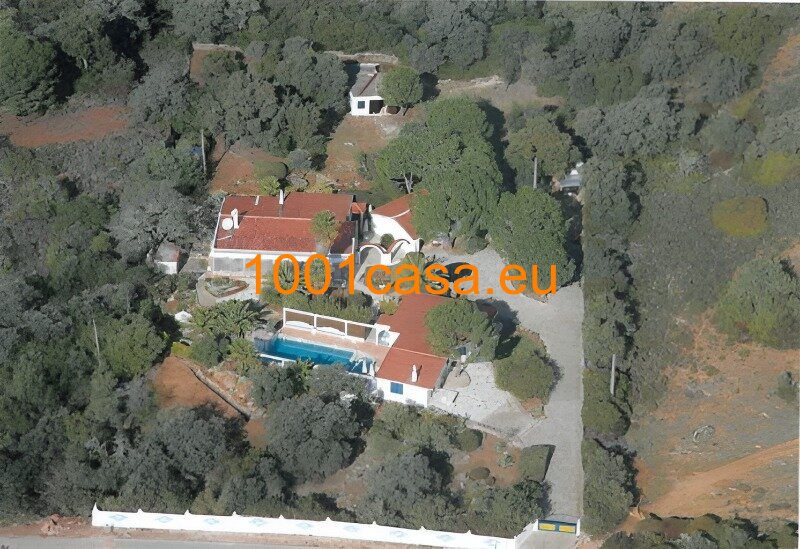 2 Häuser und mehr auf 1.3ha Algarve bei Loule zu verkaufen