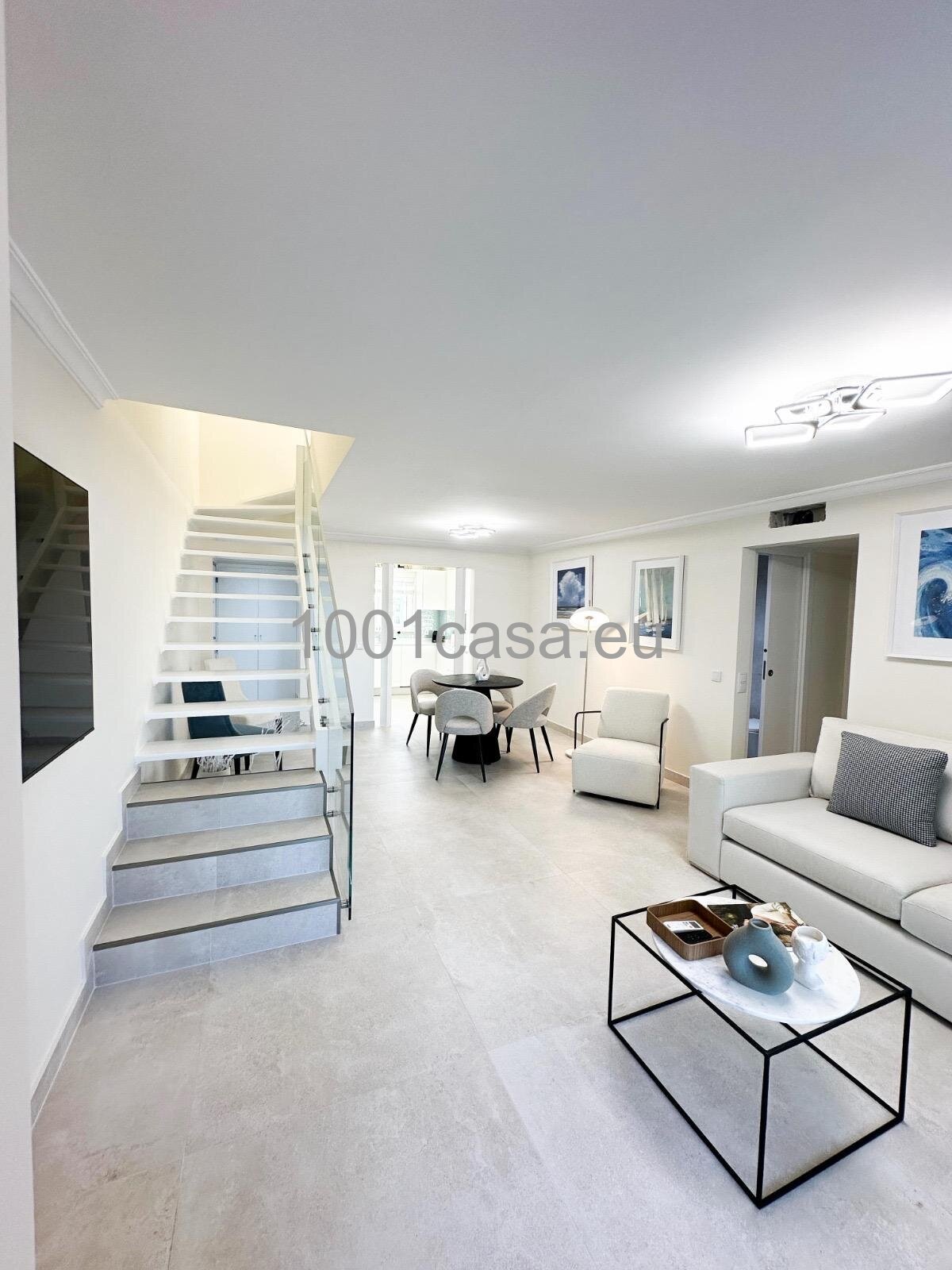 Komplett renoviertes 2+1 SZ Duplex-Apartment in exklusiver Anlage – Vilamoura