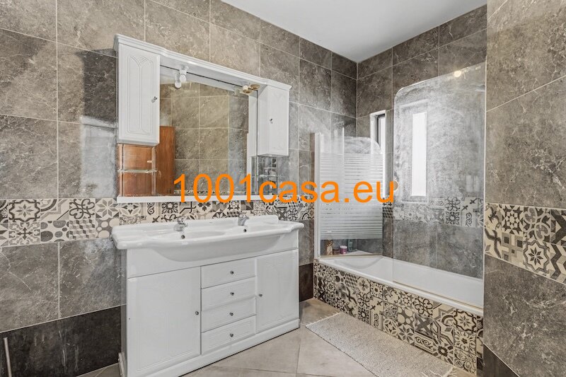 Algarve Exklusive 3-Zimmer-Villa auf ca.1ha in Almancil - Privatsphäre mit Pool & Komfort
