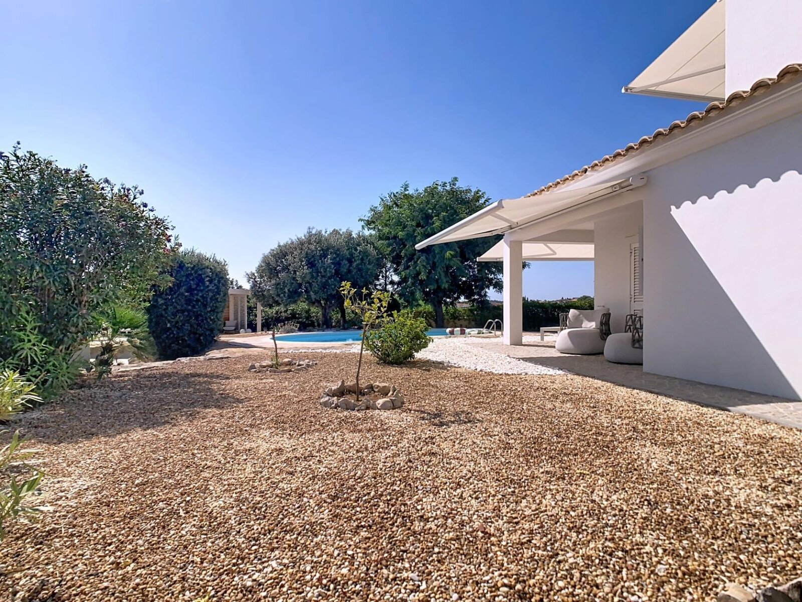 Luxus Villa - 3 Schlafzimmer, Pool bei Estoi/Moncarapacho zu verkaufen