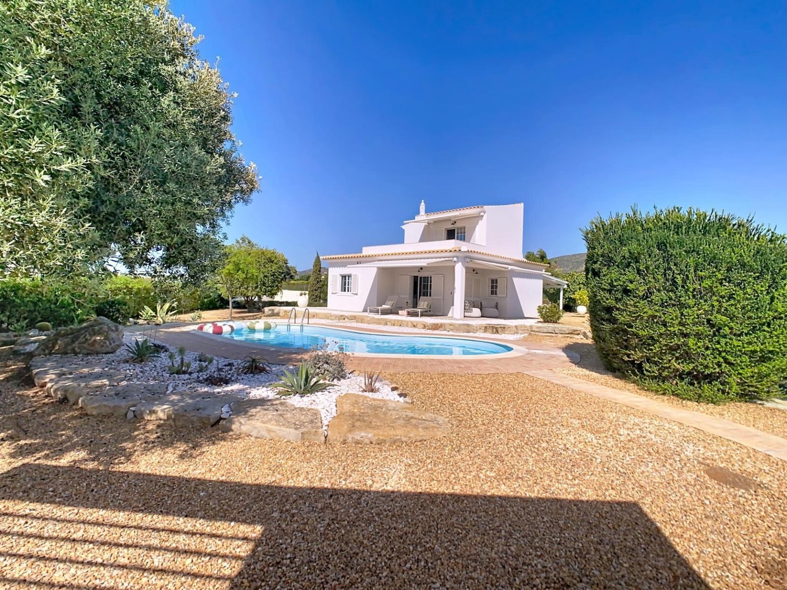 Luxus Villa - 3 Schlafzimmer, Pool bei Estoi/Moncarapacho zu verkaufen
