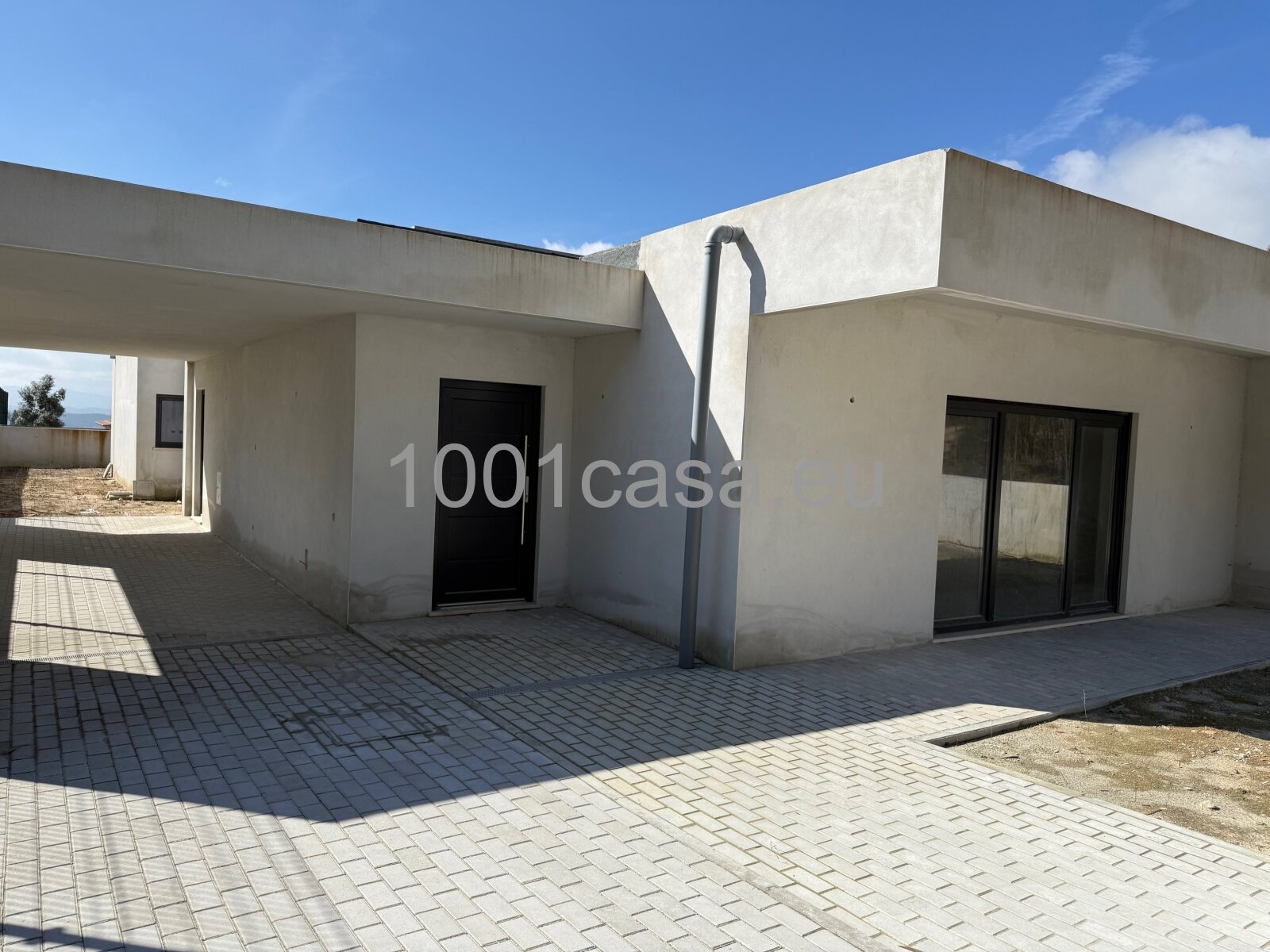 Neubau - Erstbezug Moderne 4 SZ-Villa in der Fertigstellungsphase