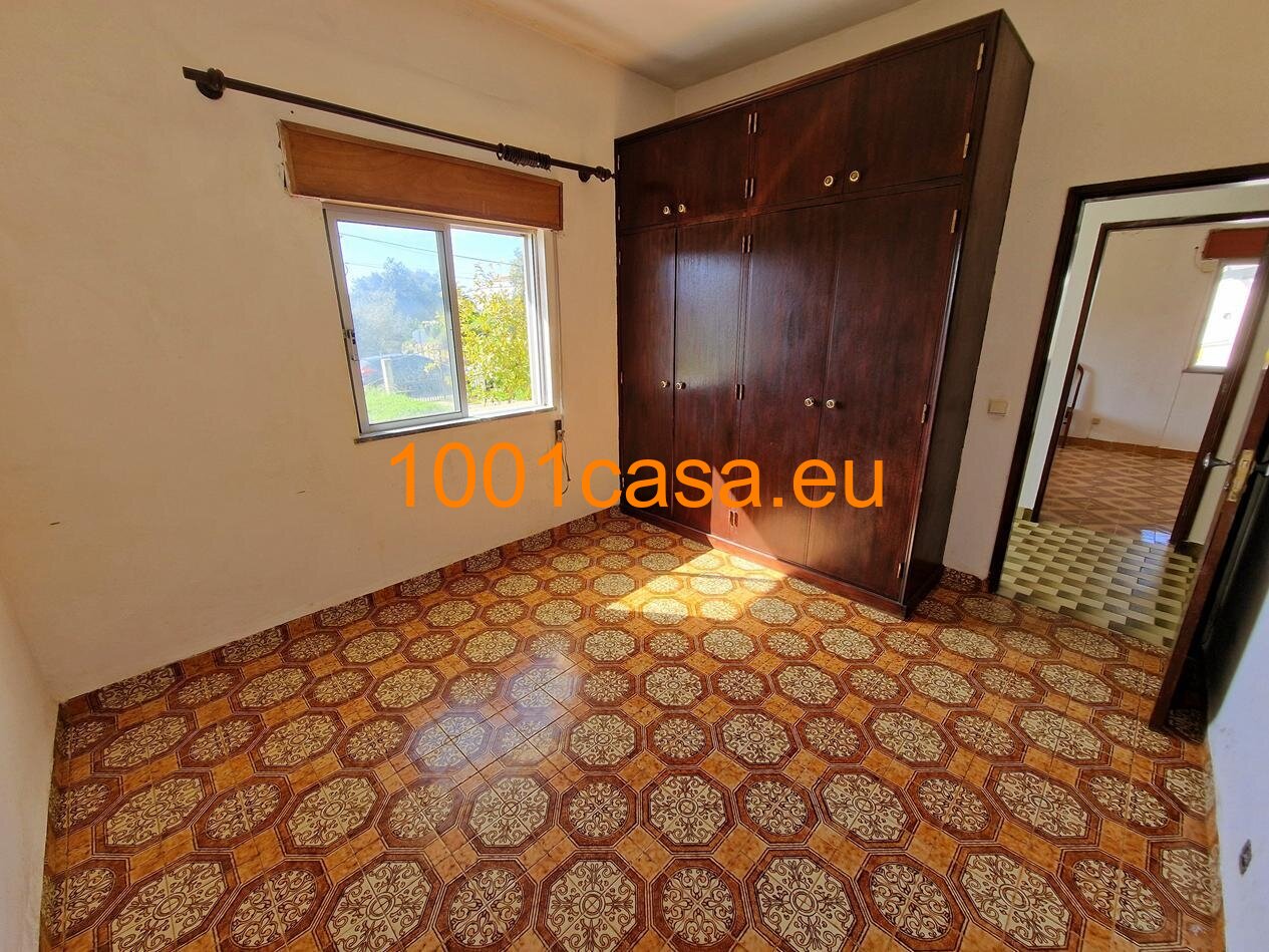 Algarve - Charmantes Haus: Viel Platz und Potenzial in idyllischer Lage