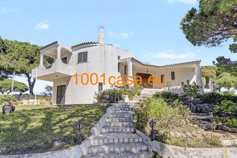 Algarve Exklusive 3-Zimmer-Villa auf ca.1ha in Almancil - Privatsphäre mit Pool & Komfort