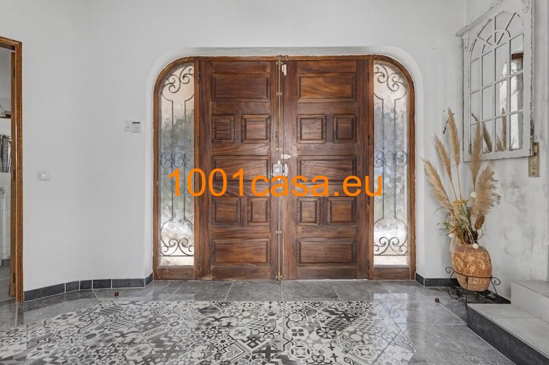 Algarve Exklusive 3-Zimmer-Villa auf ca.1ha in Almancil - Privatsphäre mit Pool & Komfort