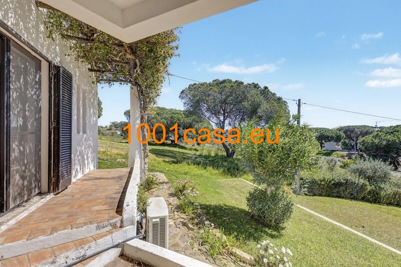 Algarve Exklusive 3-Zimmer-Villa auf ca.1ha in Almancil - Privatsphäre mit Pool & Komfort