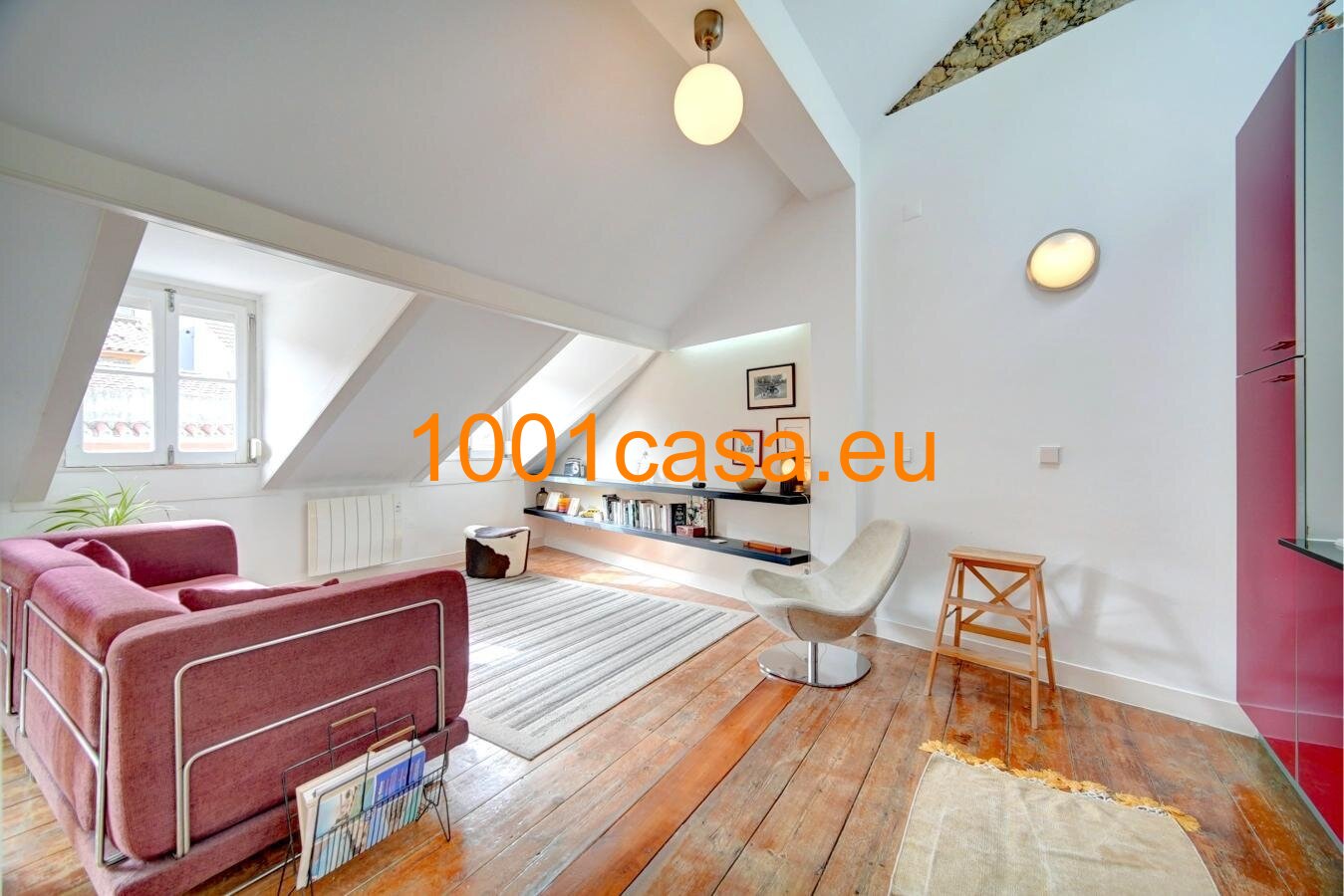 Exklusive DG Wohnung über den Dächern von Lissabon – Design-Juwel im historischen Herzen