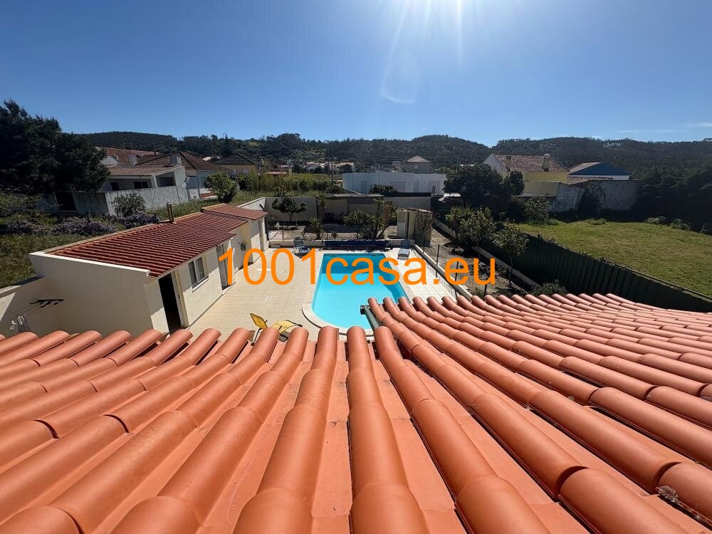 Exklusive Ruhe-Oase: Moderne Villa mit Pool nahe São Martinho do Porto