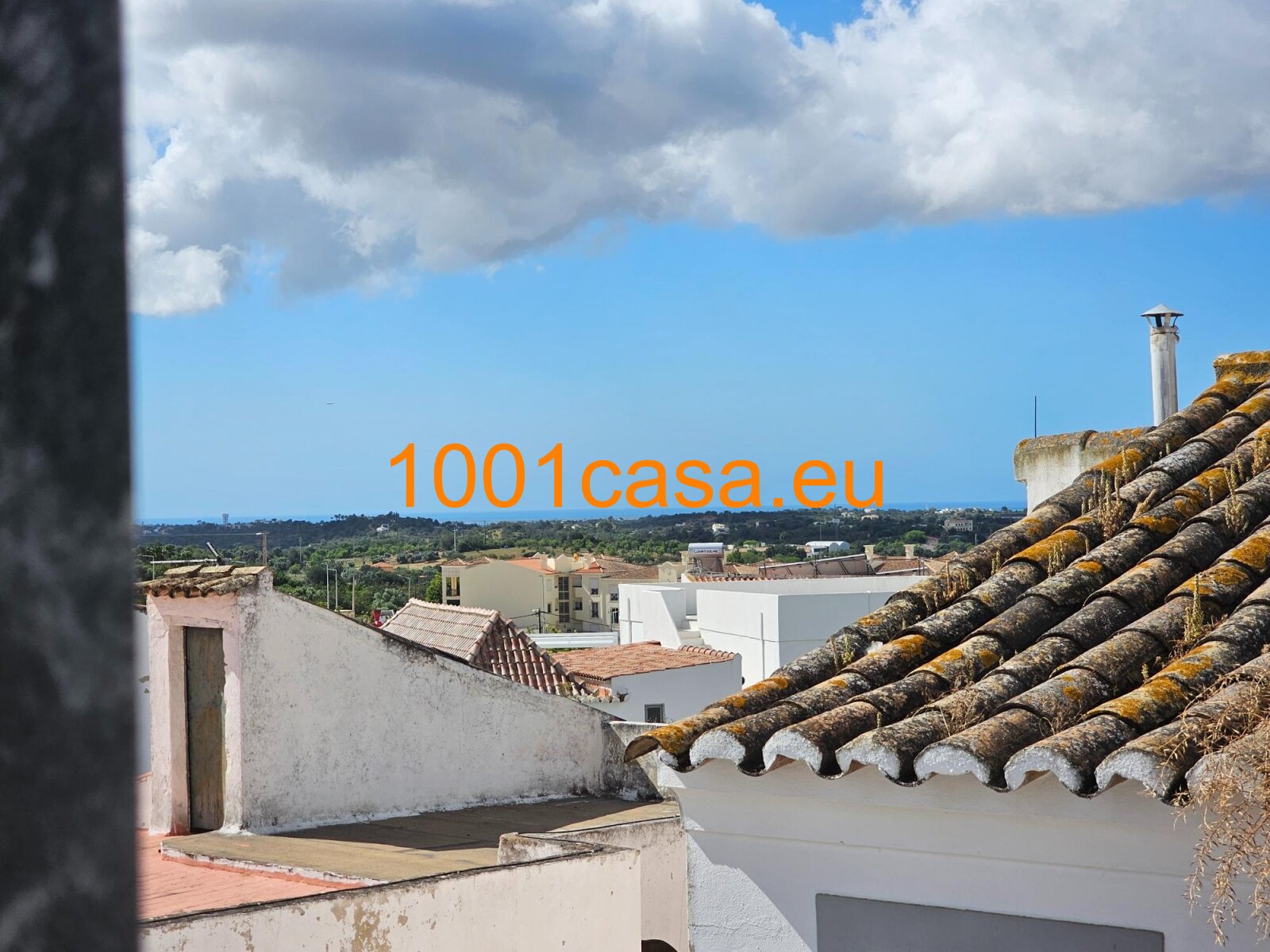 Algarve - Stadthaus in Estoi zum renovieren zu verkaufen