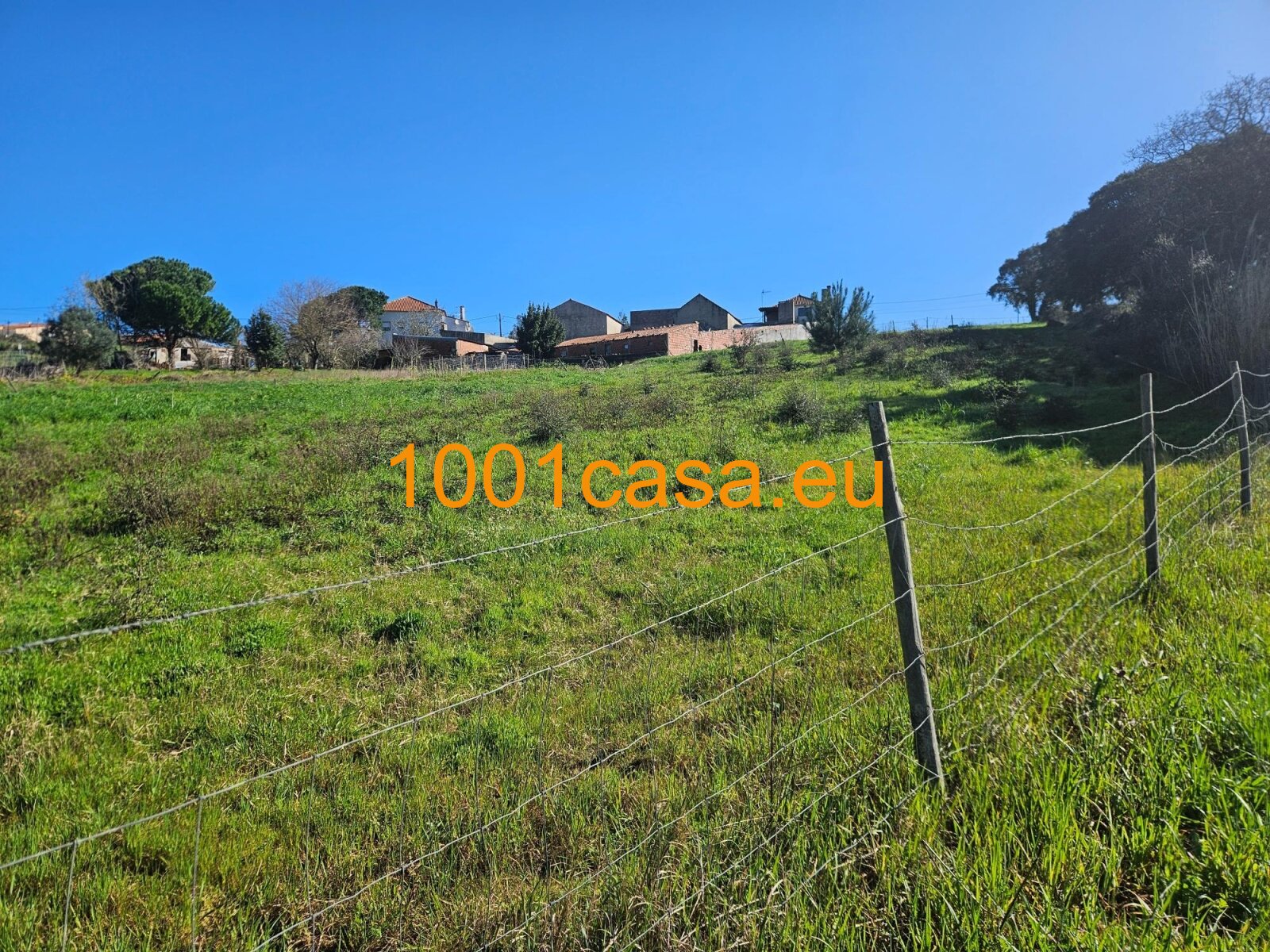 Top Baugrundstück mit Genehmigung ca. 280 m² Wohntraum in Natur-Idylle