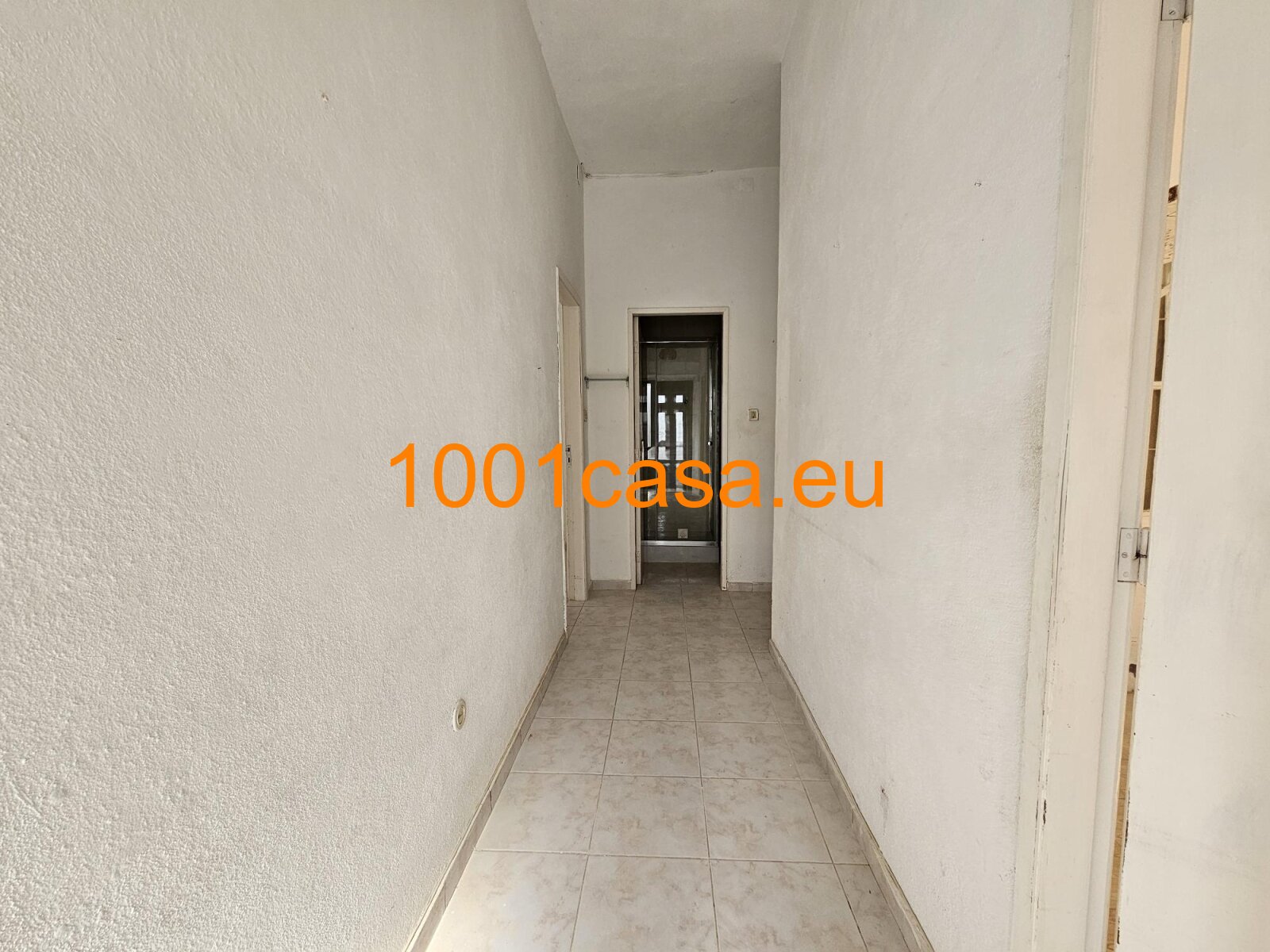 Algarve - Stadthaus in Estoi zum renovieren zu verkaufen