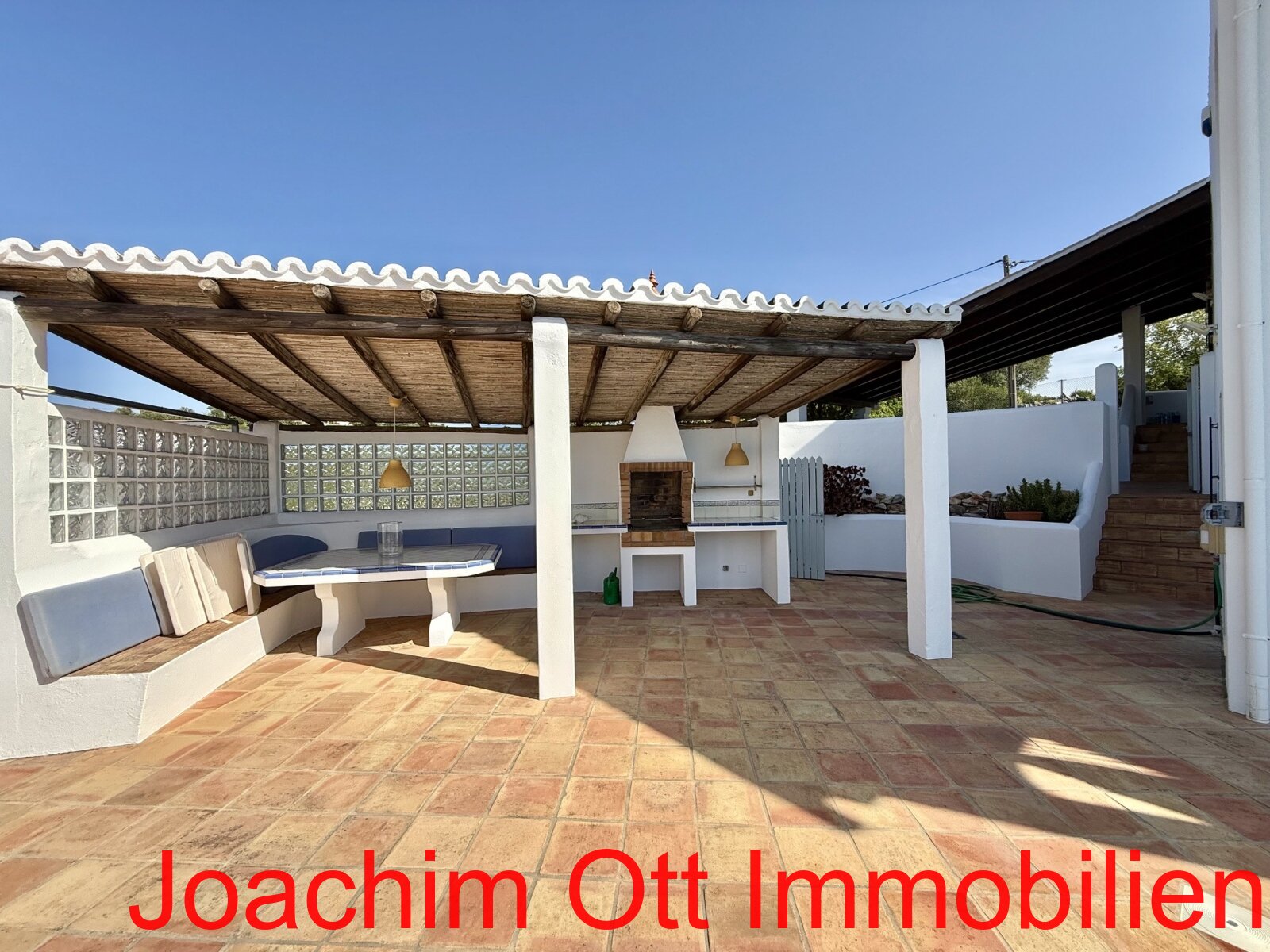 Panoramik Villa in Loule zu verkaufen
