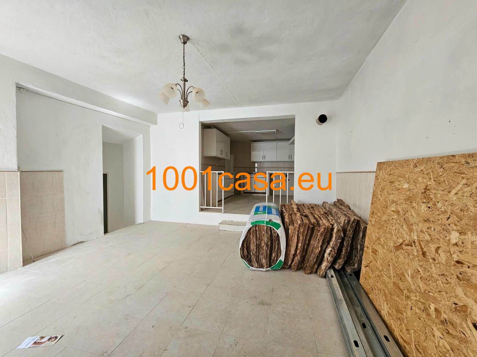 Algarve - Stadthaus in Estoi zum renovieren zu verkaufen