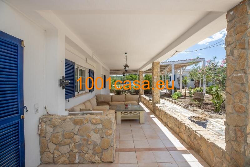 2 Häuser und mehr auf 1.3ha Algarve bei Loule zu verkaufen