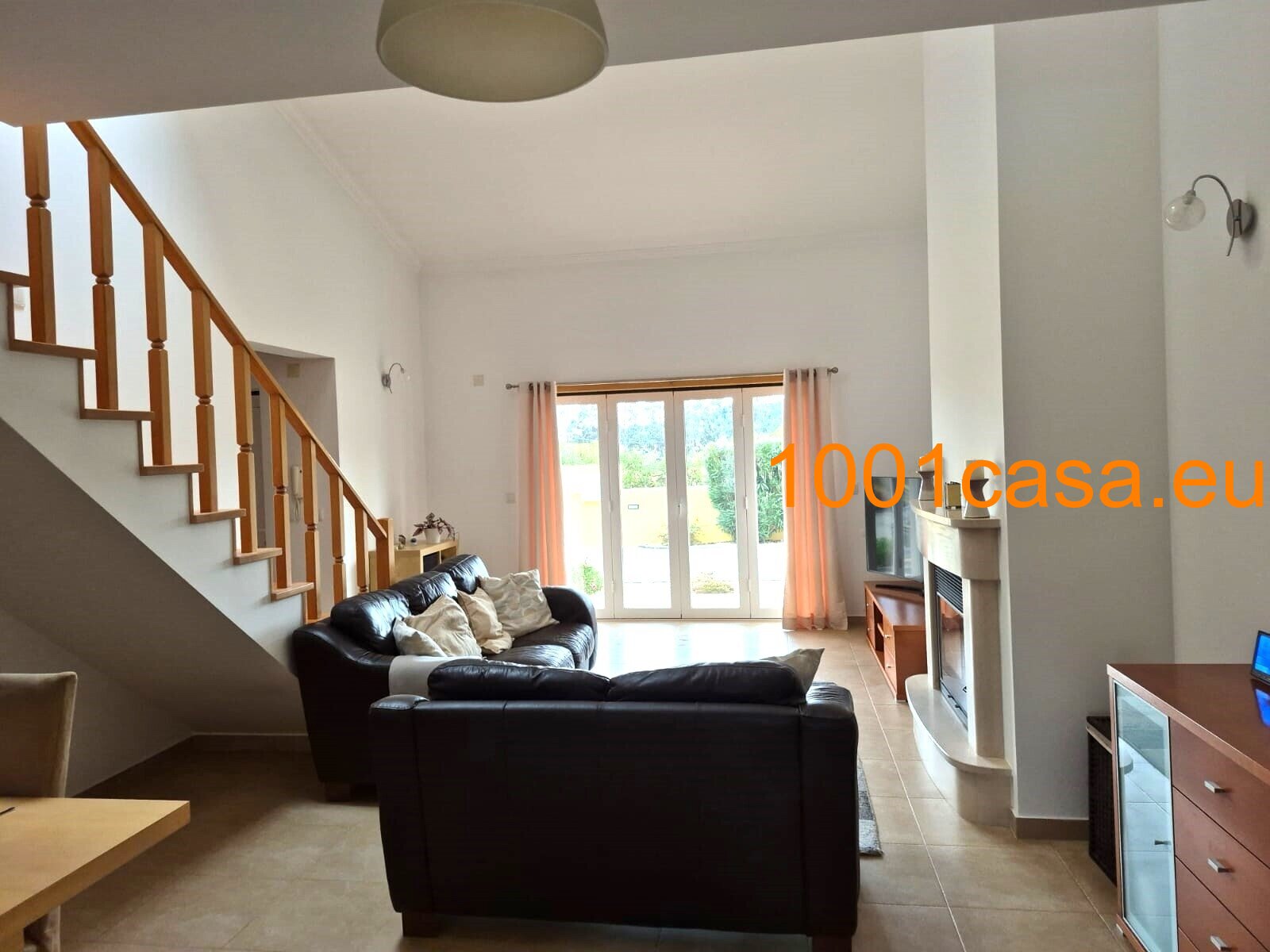 Traumhaus in Alfeizerao: Stilvolles Wohnen & Pool-Paradies
