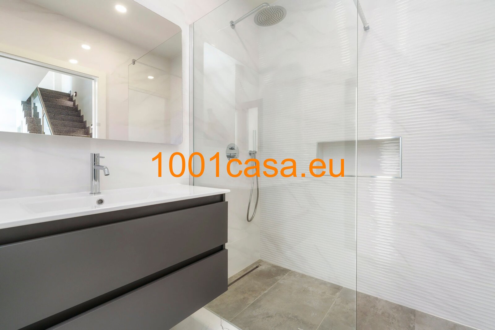 Neubau 2025 - Moderne Villa in Armação de Pêra