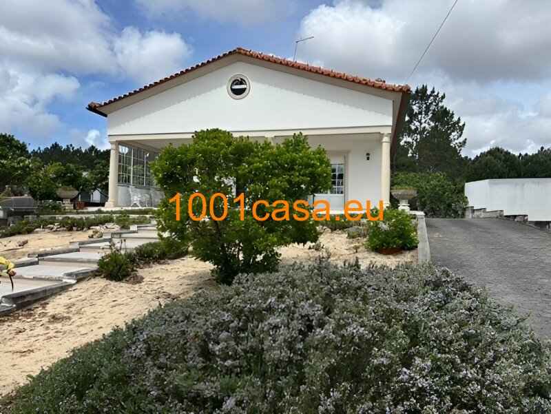 3 SZ Haus auf 1.290 m2 Grund - 6 km zum Strand - Nazare Fanhais