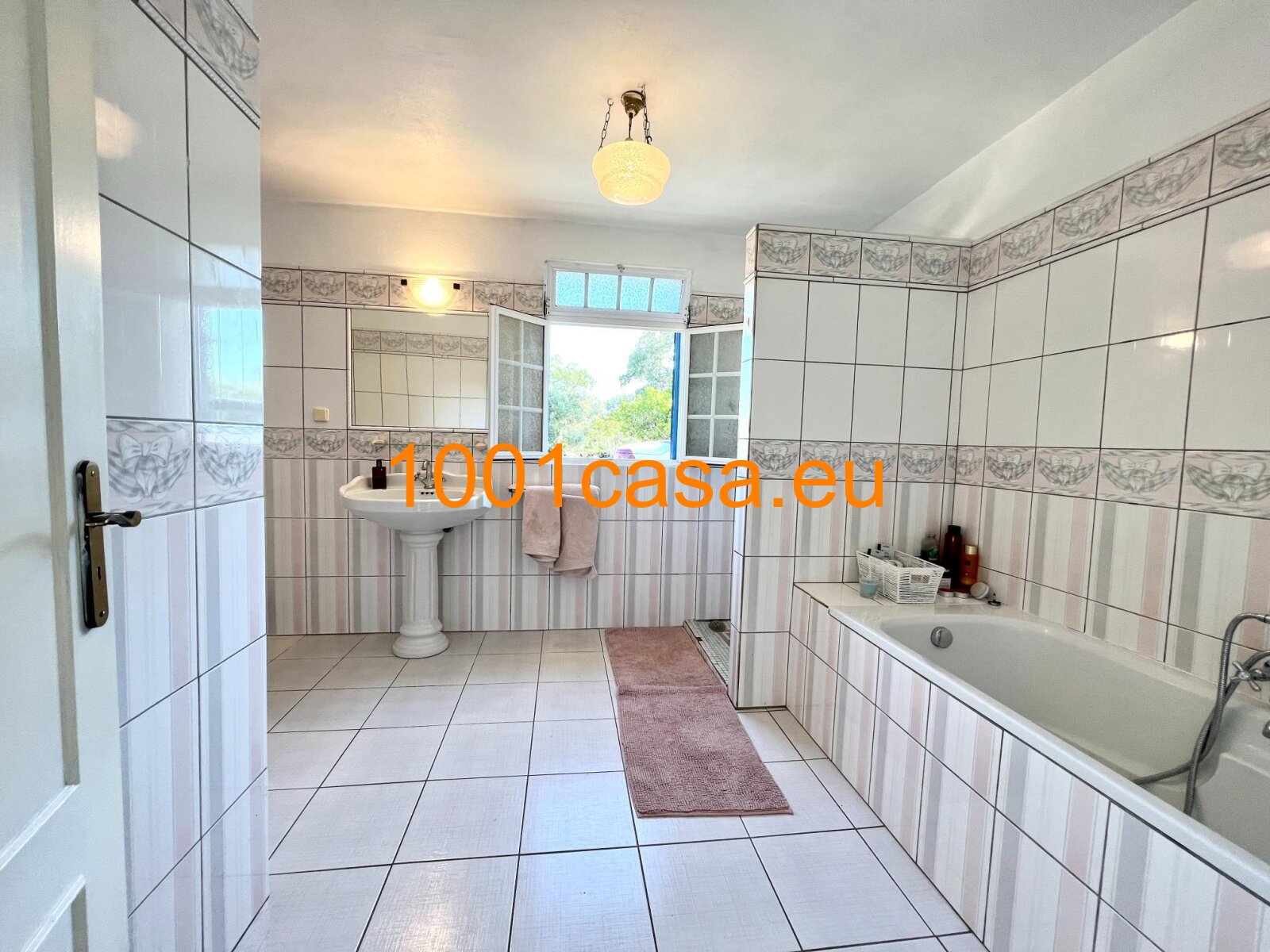 2 Häuser und mehr auf 1.3ha Algarve bei Loule zu verkaufen
